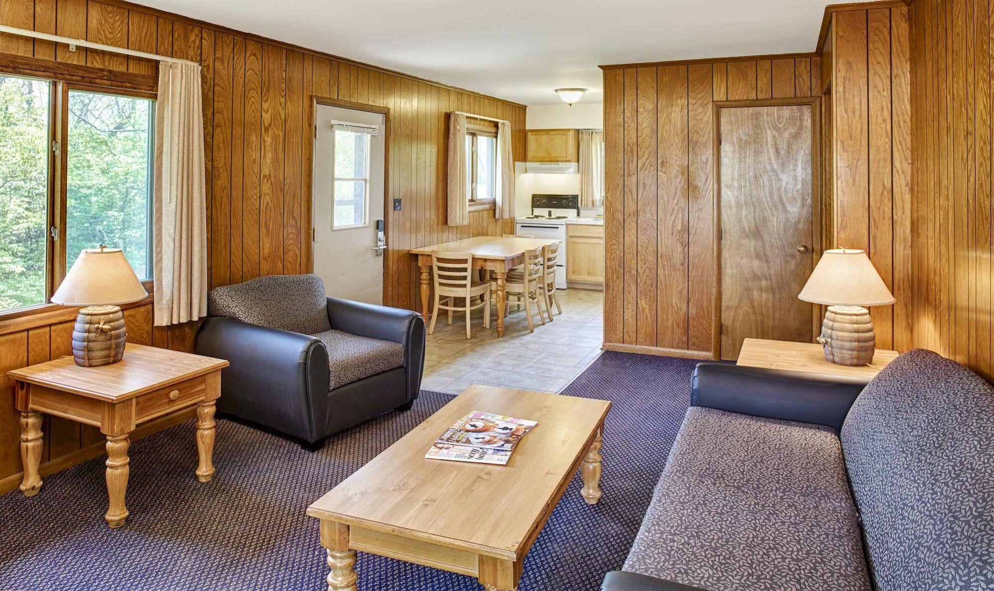 Deer Creek State Park Lodge And Conference Center Crownover Mill Екстериор снимка